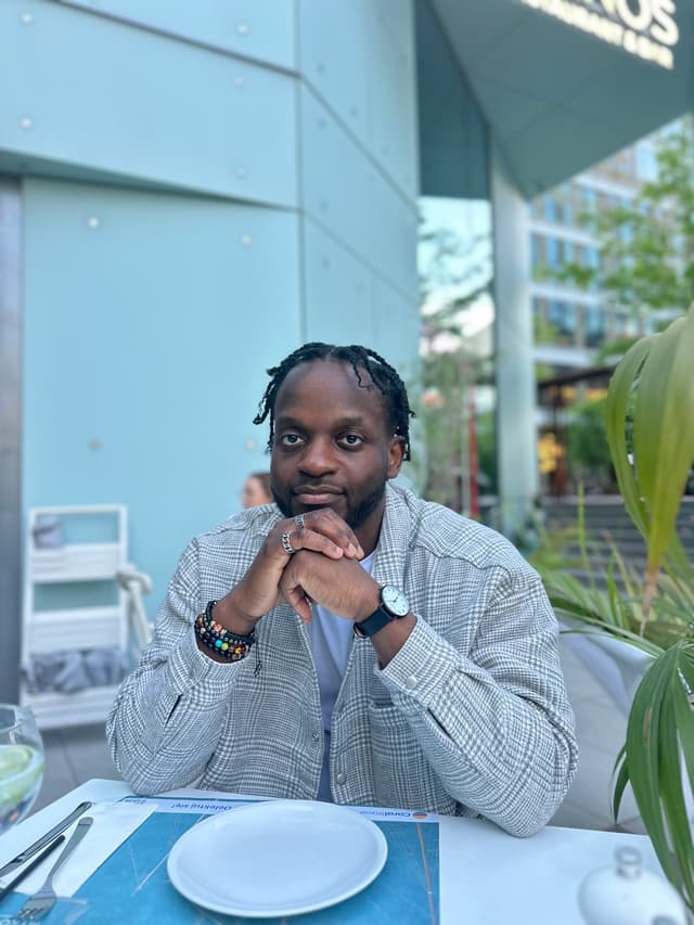 Deinde, Founder of Discentra